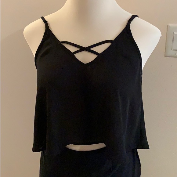Cute flowey crop tank top medium - Picture 1 of 5